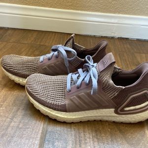 Beautiful Lilac Adidas power boost sneakers size 8